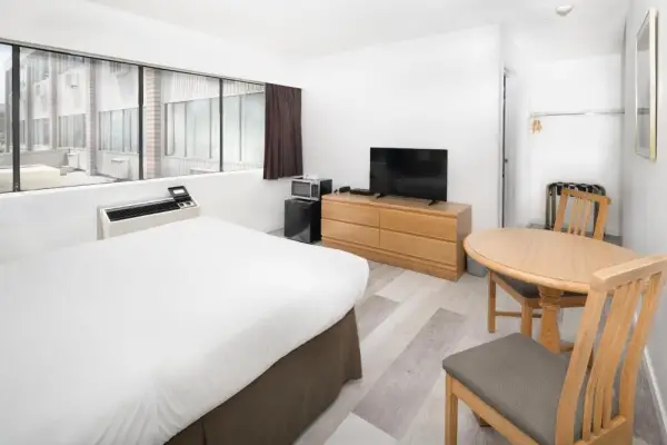 Cassandra Hotel 5